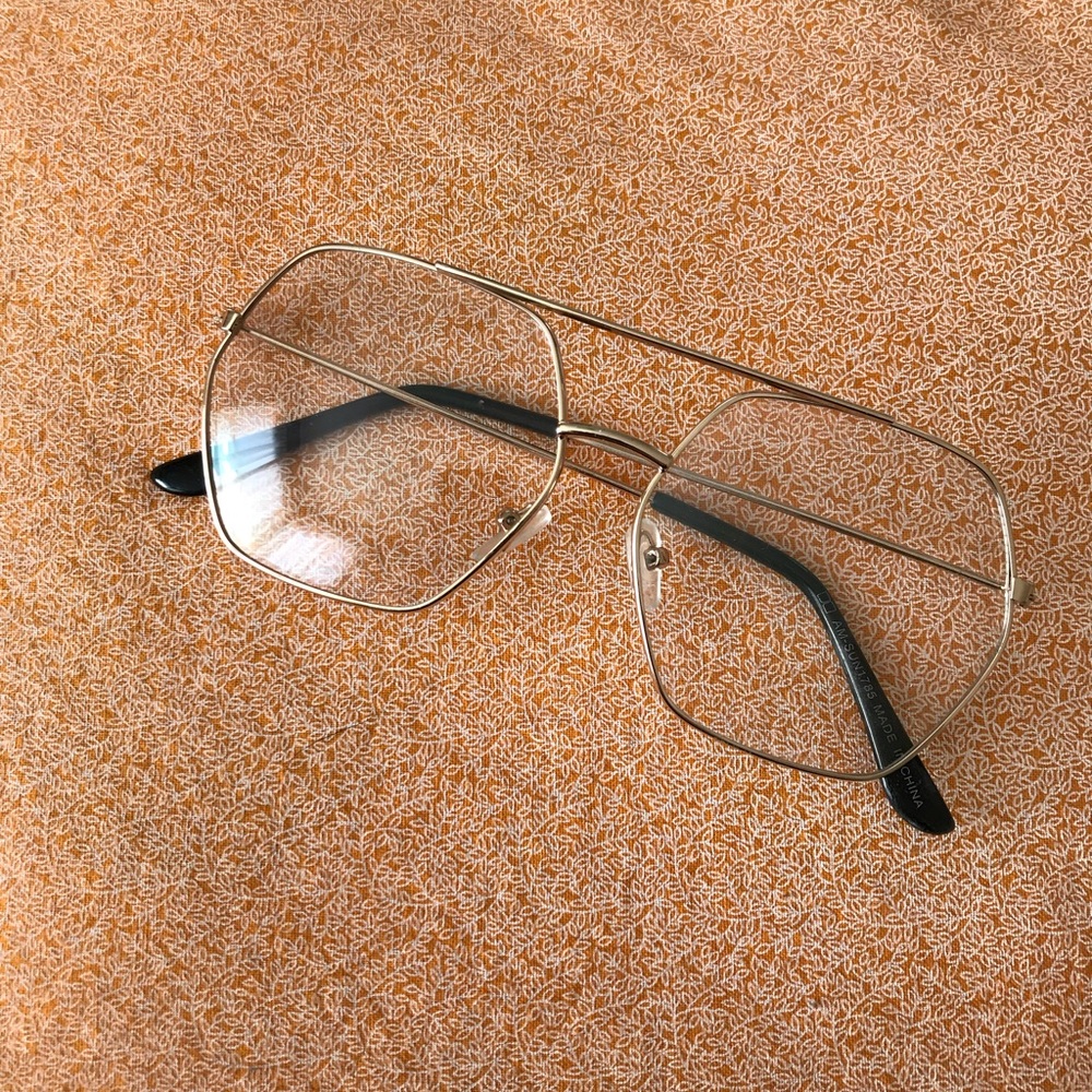 Regular no prescription glasses